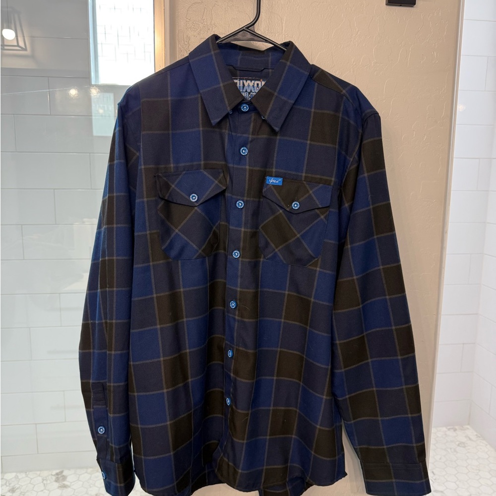 DIXXON Blue and Black Plaid Casual Button Down Shirt
